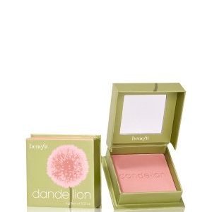 Benefit Cosmetics Dandelion Blush und Brightening Powder in zartem Rosa Rouge