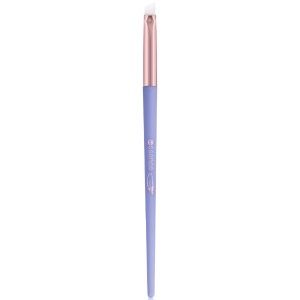 essence fluffy dreams Eyelinerpinsel